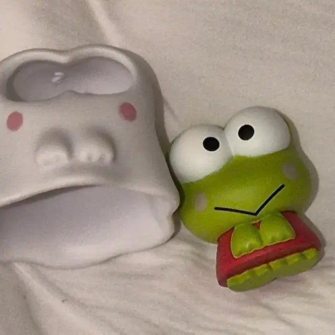 [BUNJANG] Keroppi Ghost Gachapon Figure / 케로피 유령 가챠 피규어 판매합니다.