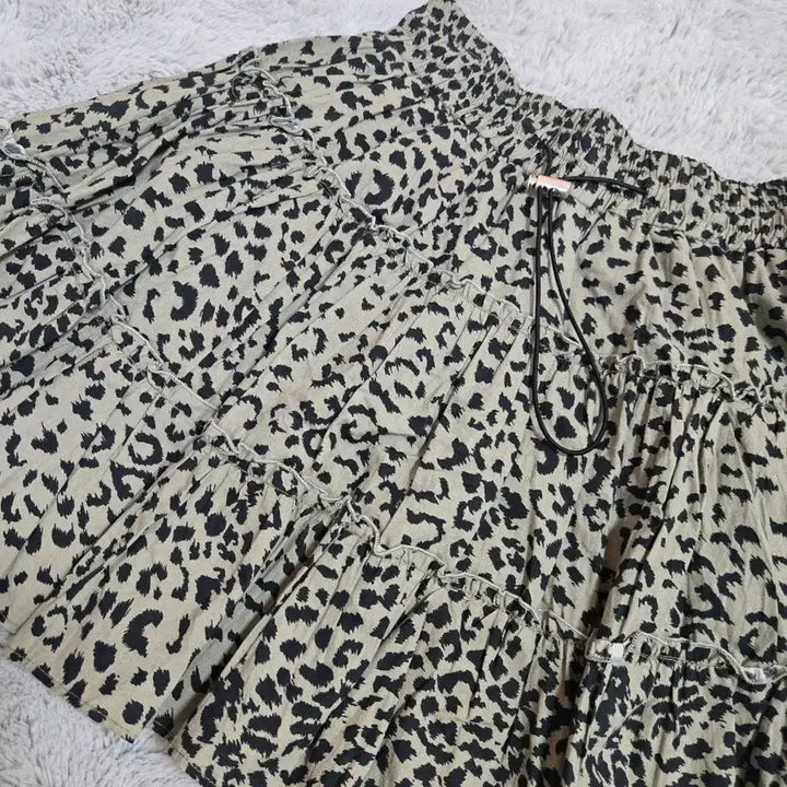[BUNJANG] Leopard Print Ruffle Mini Skirt / 레오파드 캉캉 미니스커트