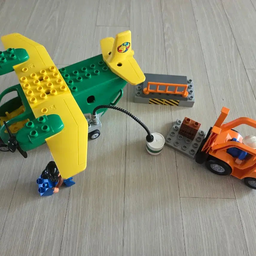 [BUNJANG] Lego Duplo 5594 Cargo Plane / 레고듀플로 5594 화물비행기