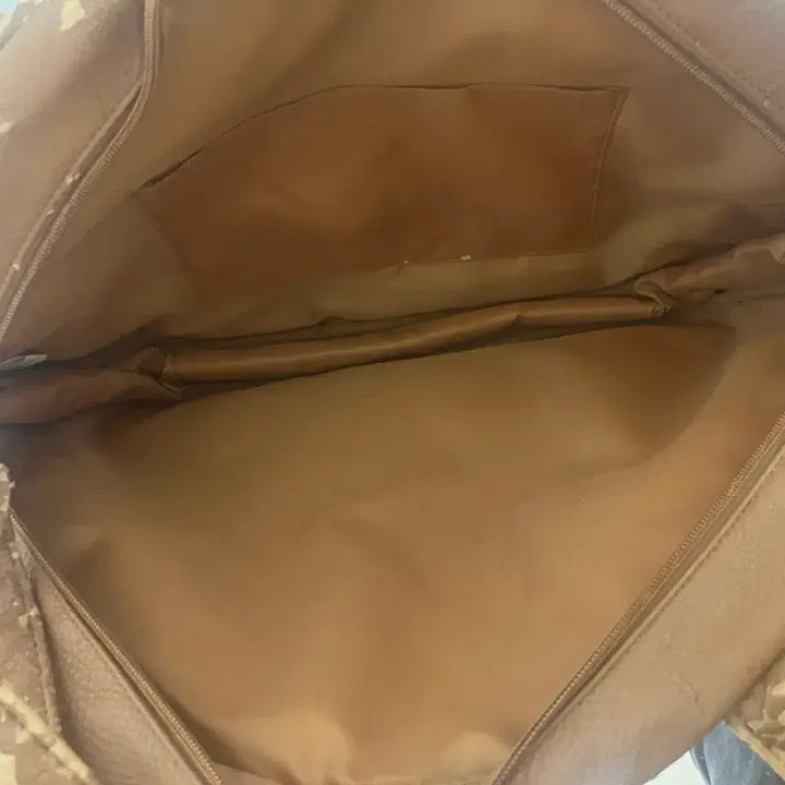 [BUNJANG] Rilakkuma Leather Bag / 리락쿠마 가죽느낌 가방 (고전)