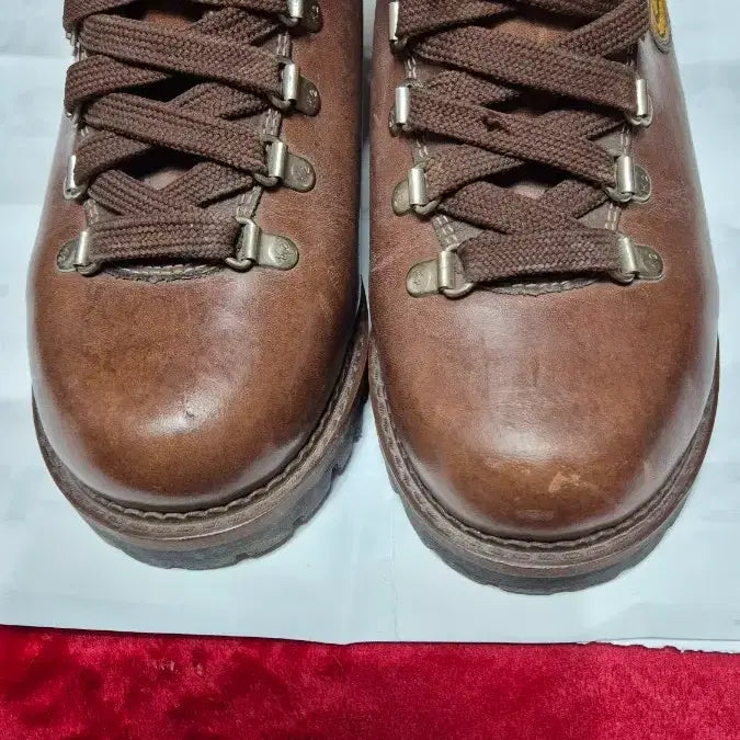 [BUNJANG] K2 Leather Hiking Boots (250) / K2가죽 등산화(250)