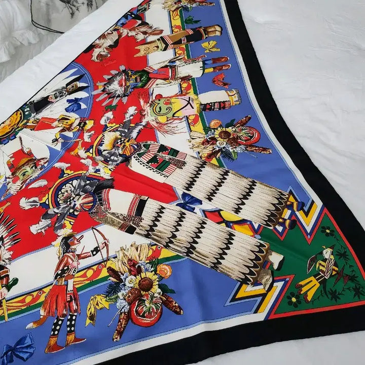 [BUNJANG] Hermès Giant Triangle Silk Scarf / 에르메스 자이언트 트라이앵글 실크스카프