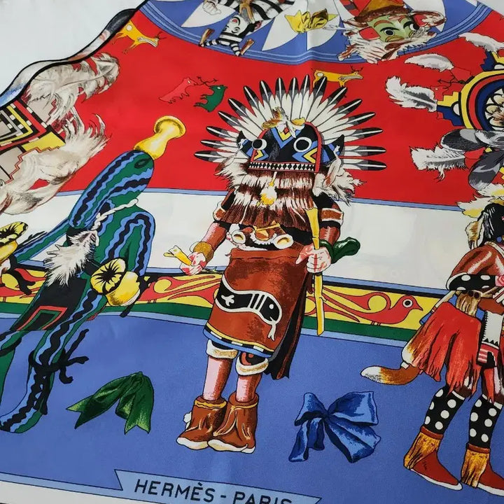 [BUNJANG] Hermès Giant Triangle Silk Scarf / 에르메스 자이언트 트라이앵글 실크스카프