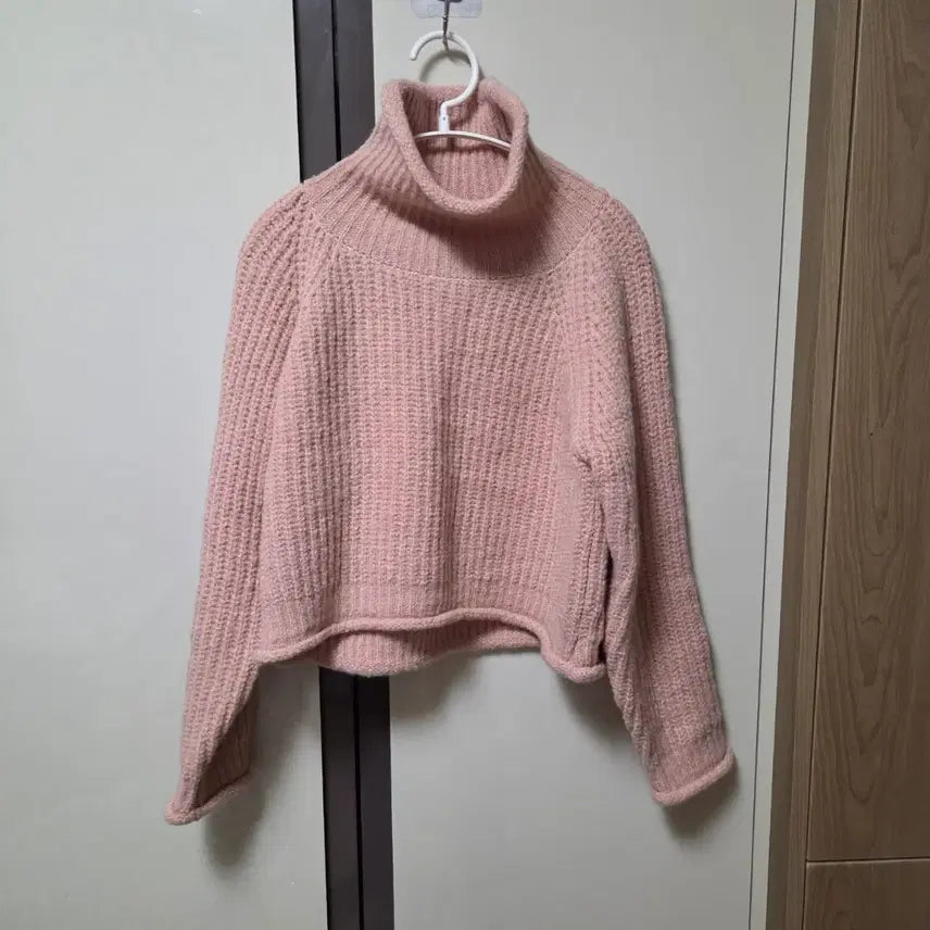[BUNJANG] General Apparel Turtleneck Knit (Pink) / 터틀넥 니트 (핑크)