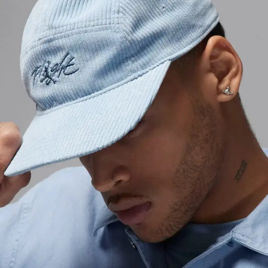 [BUNJANG] Nike Corduroy Jumpman Ball Cap / [M/L] 나이키 코듀로이 조던 플라이 점프맨 볼캡 제트캡 블루 그레이
