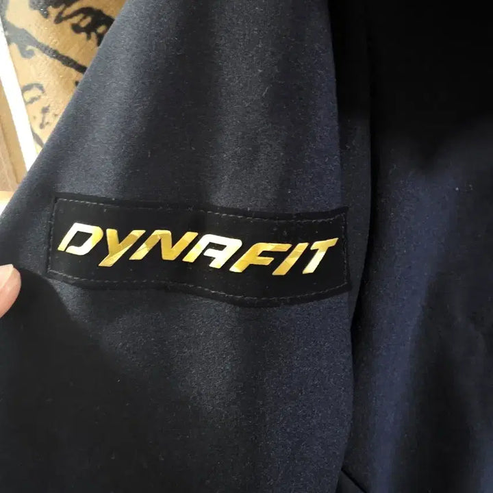 [BUNJANG] Dynafit Black Hooded Zip-Up Jacket / 다이나핏 블랙 후드 집업 자켓