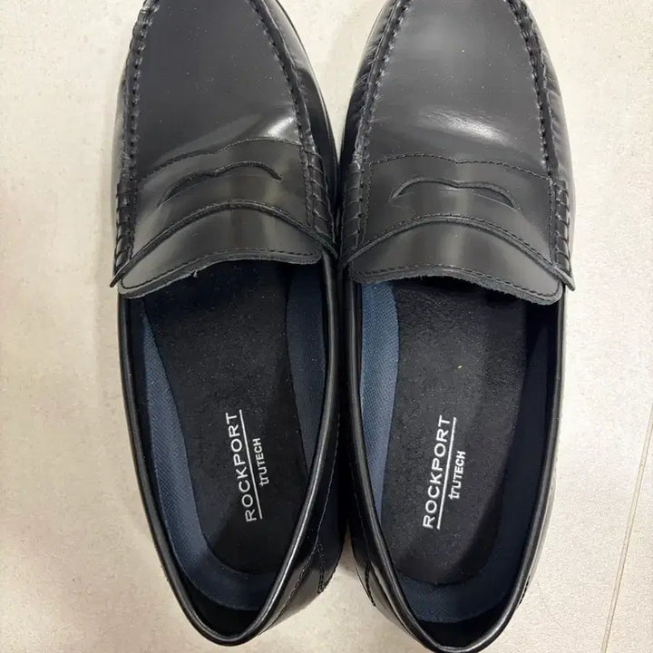 [SOLD OUT] (255)락포트 모던 프렙 페니 cj2598