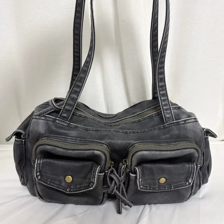 [BUNJANG] Vintage Style Black Leather Tote Bag / 빈티지 스타일 블랙 가죽 토트백
