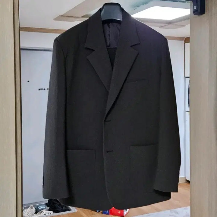 [BUNJANG] HyoJinoRiko Set-up Suit (Top 46, Bottom 48) / (택포)효지 셋업수트 카키브라운 (상의46 하의48)