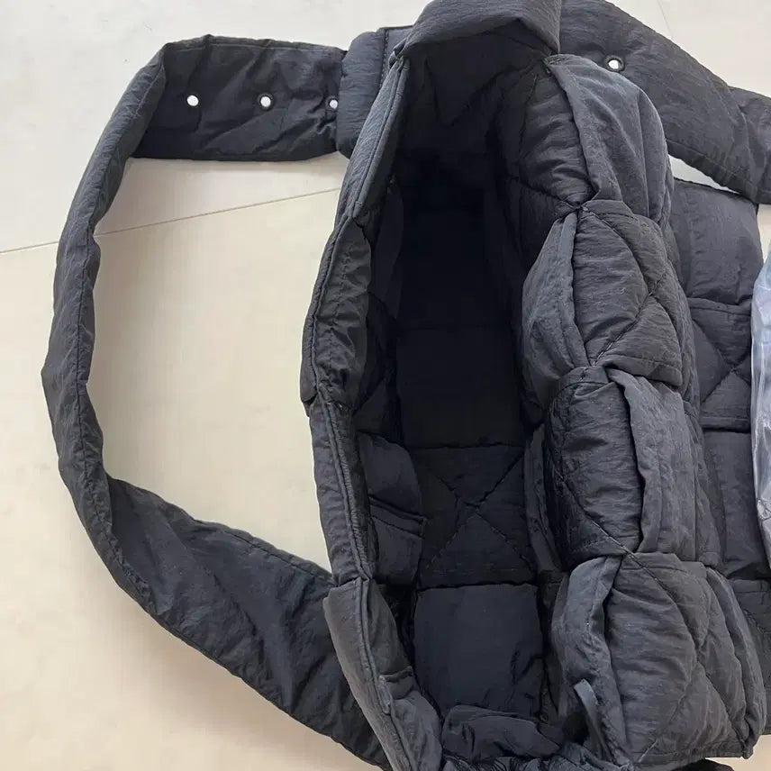 [BUNJANG] Bottega Veneta Padded Cassette Bag / 보테가베네타 패디드 카세트백