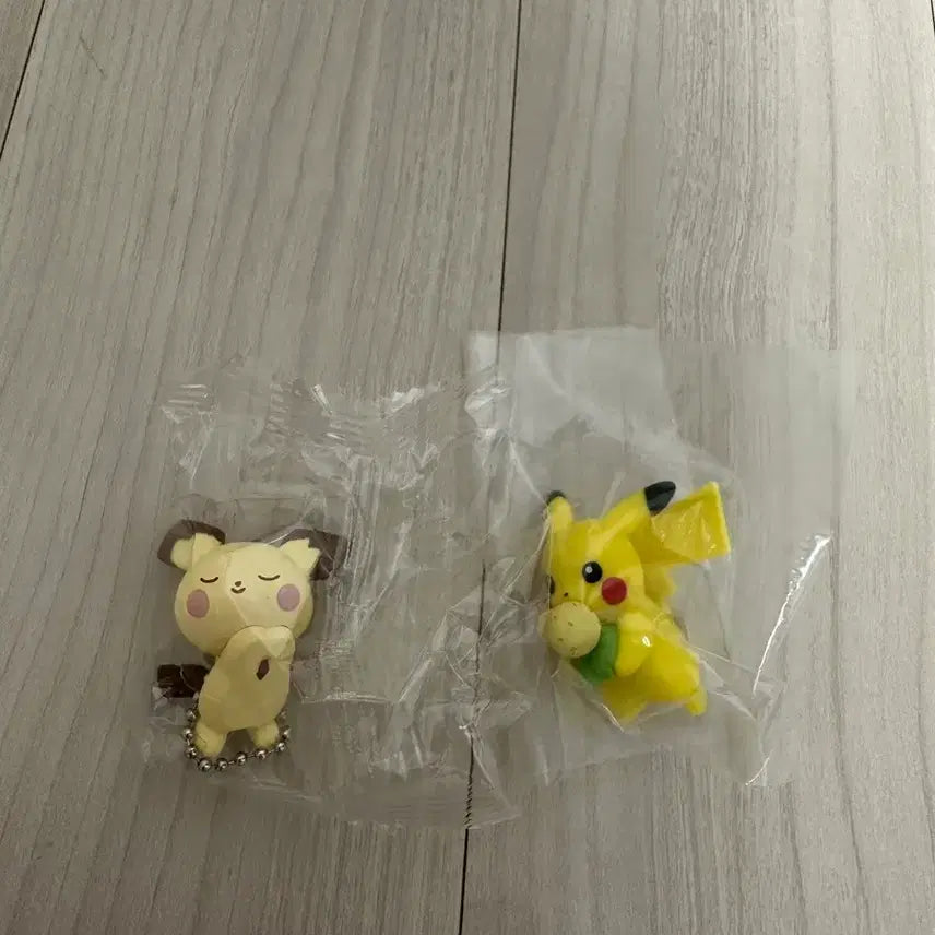 [BUNJANG] Pokemon Pichu & Pikachu Gacha Bundle Set / 미개봉) 포켓몬스터 피츄 피카츄 가챠 일괄로 팝니다.