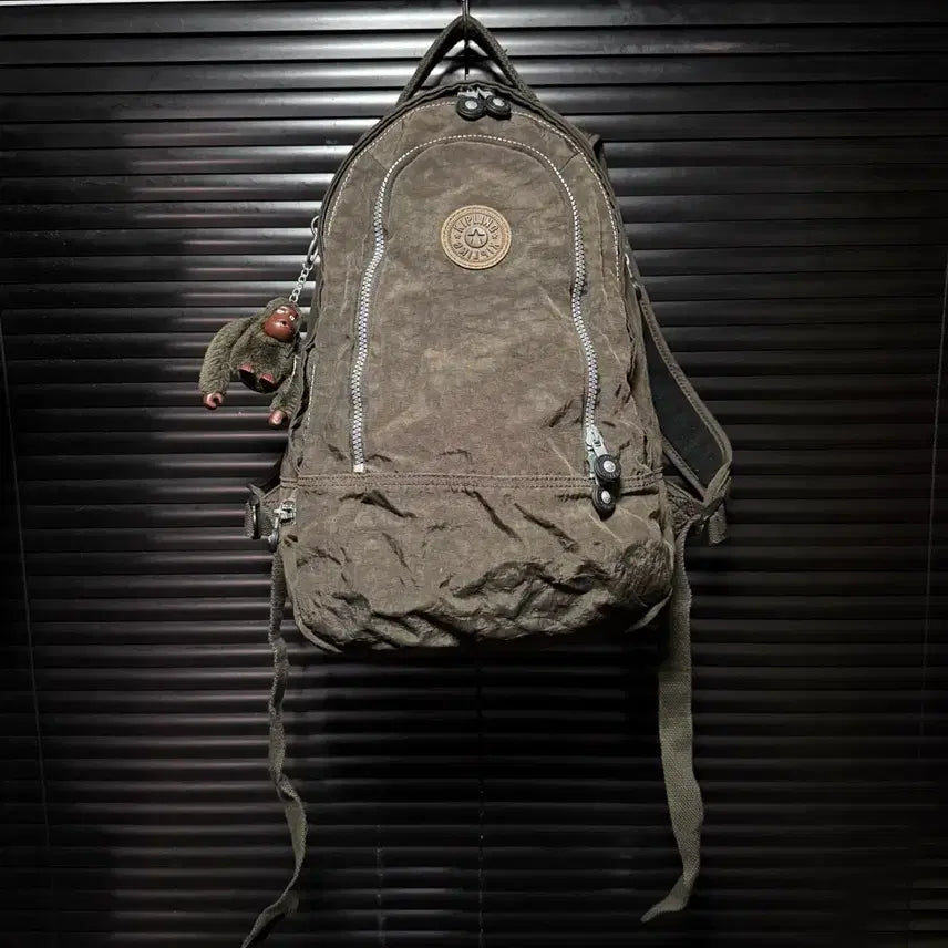 [BUNJANG] Kipling Brown Backpack with Gorilla Keyring / 키플링 브라운 갈색 가방 백팩 고릴라 인형 키링 갸루 쵸코 너드 모리걸