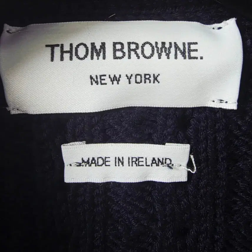 [BUNJANG] Thom Browne Aran Cable Cardigan (Navy) / 톰브라운 아란 케이블 가디건38사이즈