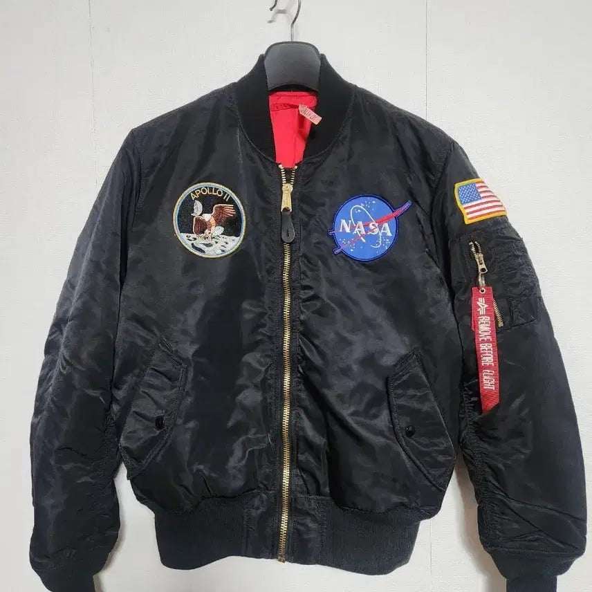 [BUNJANG] Alpha Industries NASA Reversible Bomber Jacket Black / 알파인더스트리 NASA 양면 항공 점퍼 블랙