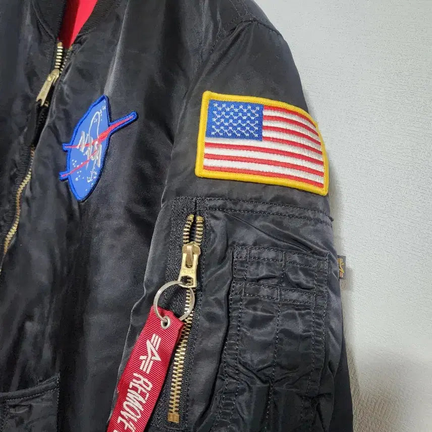 [BUNJANG] Alpha Industries NASA Reversible Bomber Jacket Black / 알파인더스트리 NASA 양면 항공 점퍼 블랙