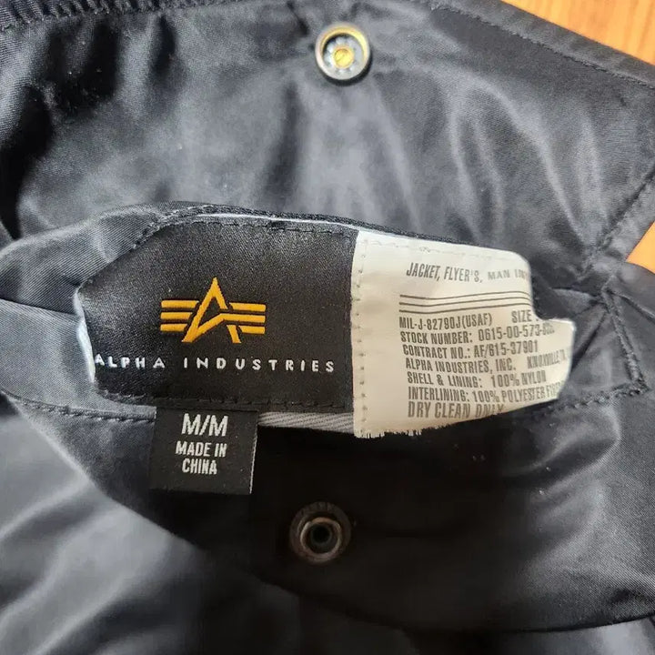 [BUNJANG] Alpha Industries NASA Reversible Bomber Jacket Black / 알파인더스트리 NASA 양면 항공 점퍼 블랙