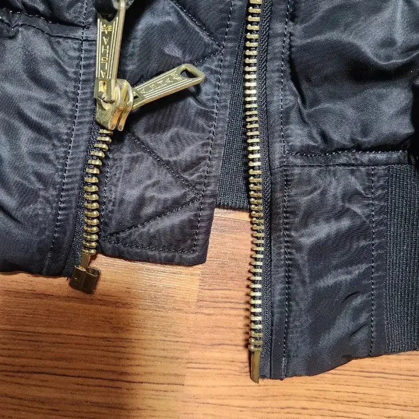 [BUNJANG] Alpha Industries NASA Reversible Bomber Jacket Black / 알파인더스트리 NASA 양면 항공 점퍼 블랙