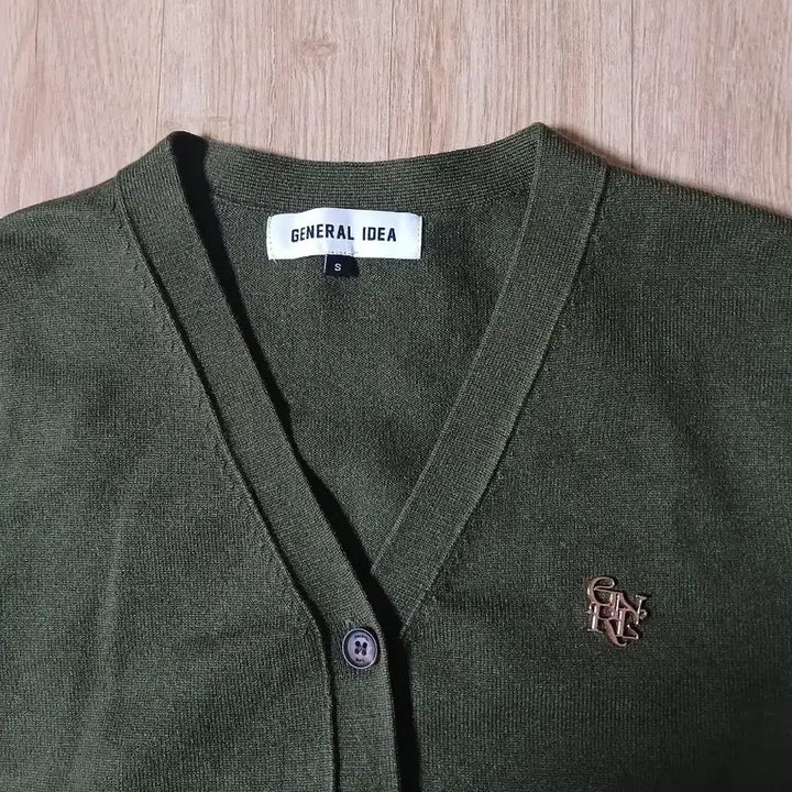 [BUNJANG] General Idea Essential Cardigan Khaki S / 제너럴아이디어 에센셜 가디건 카키 S