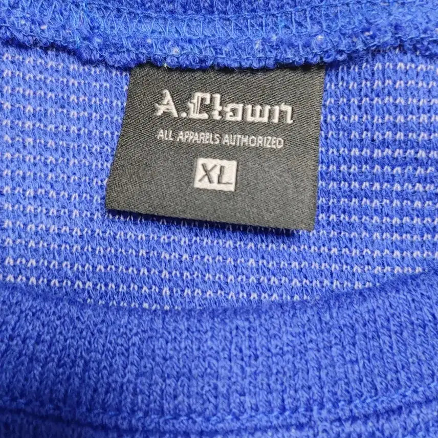 [BUNJANG] A.Clown Crown Embroidery Sweatshirt / A.Clown 왕관 자수 맨투맨