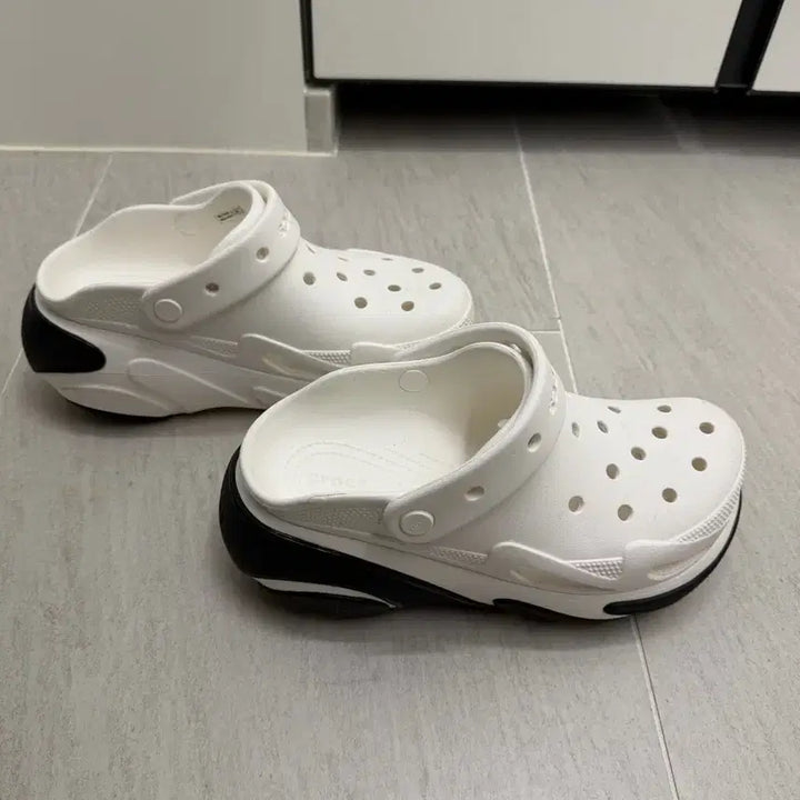[BUNJANG] Crocs Mega Lift Sneakers - Men&