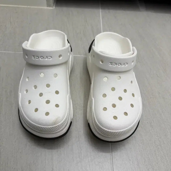 [BUNJANG] Crocs Mega Lift Sneakers - Men&