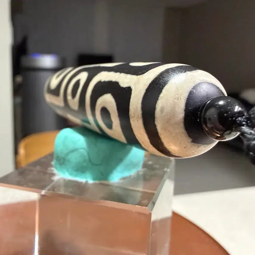 [BUNJANG] Large 9-Eyed Dzi Bead / 대형 9안천주