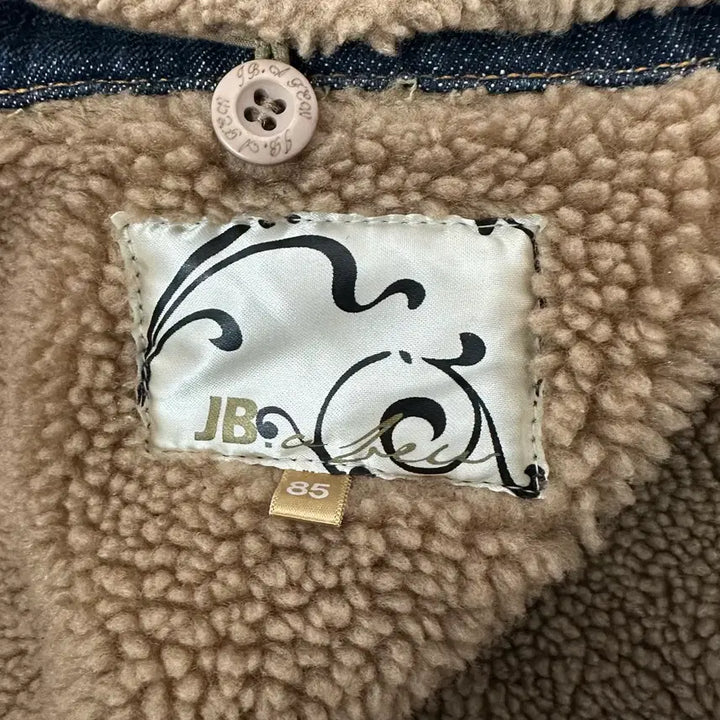 [BUNJANG] JB Denim Jacket / [85/44~55] JB 털카라 데님 자켓 중청