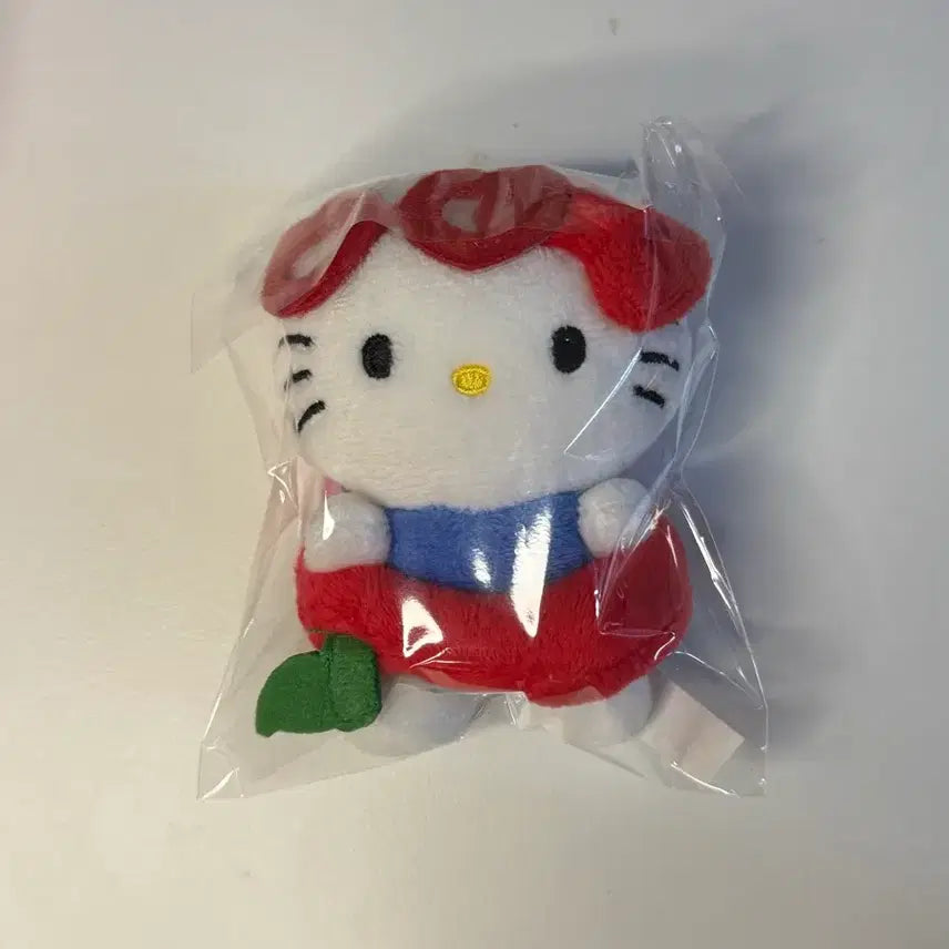 [SOLD OUT] 키티 튜브 인형키링 팝니다