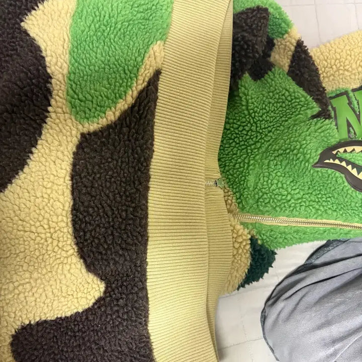 [BUNJANG] 희귀)베이프 BAPE 메가 샤크 카모 보아 후드 그린 (L / 희귀)베이프 BAPE 메가 샤크 카모 보아 후드 그린 (L
