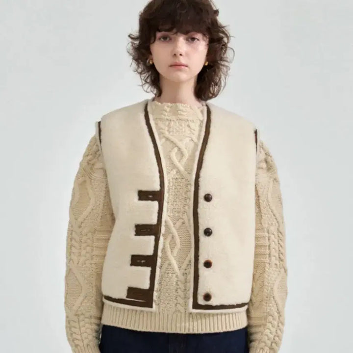 [BUNJANG] The Barnnet Hills Eco Shearing Vest / 더바넷 The Barnnet 힐스 에코 시어링 베스트