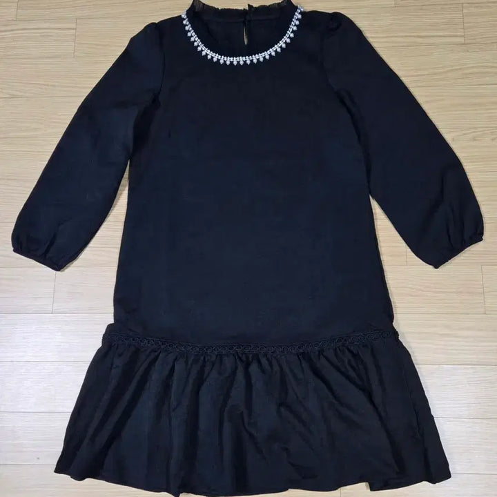 [BUNJANG] Feminine Flare Dress - L / 페미닌함 가득한 플레어 원피스-L