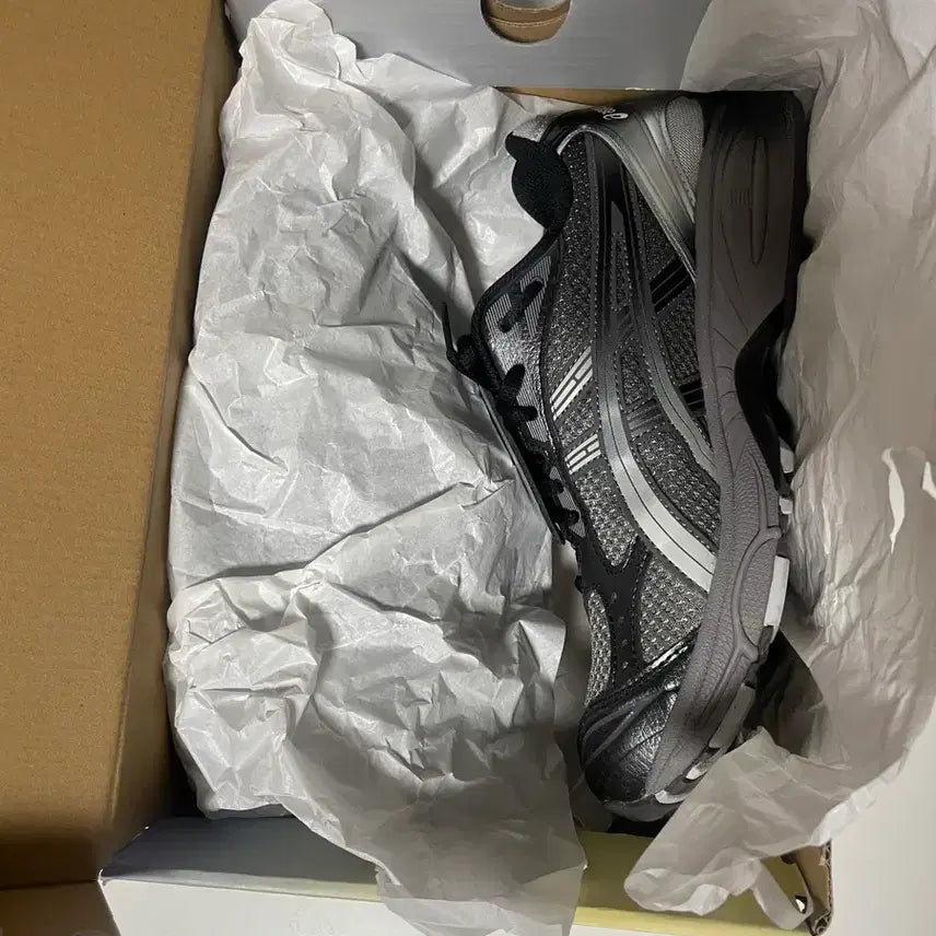 [BUNJANG] Asics x The Museum Visitor Gel Kayano 14 Clay Grey Glacier Grey / 아식스 x 더뮤지엄비지터 젤 카야노 14 클레이 그레이 글레이셔 그레이