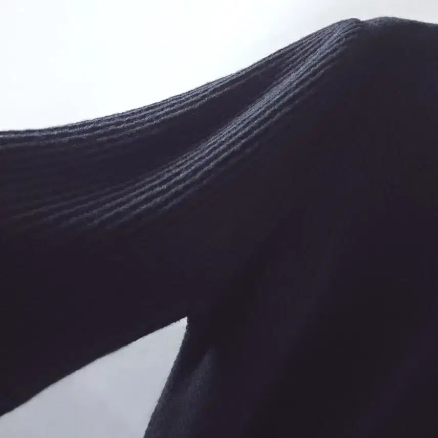 [BUNJANG] Lambswool Puff Sleeve Knit Sweater / 램스울 퍼프소매 니트 새상품