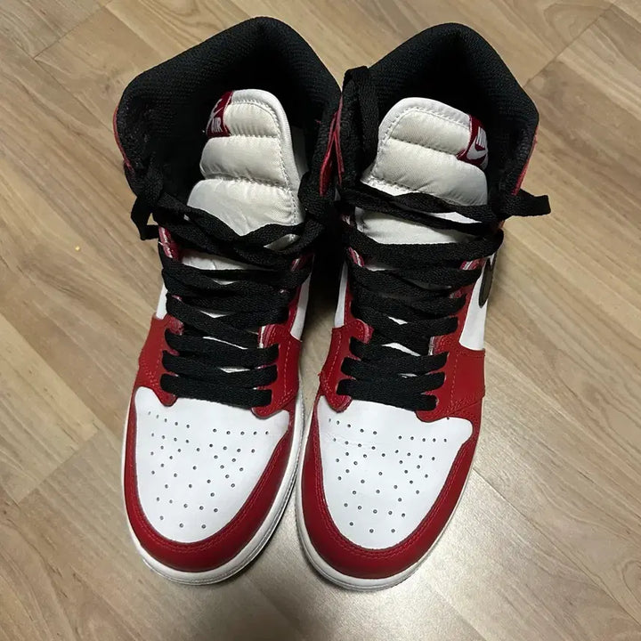 [BUNJANG] Nike Air Jordan 1 High OG Chicago (GS 250) / 2015 조던1 하이 OG 시카고 (Gs250)
