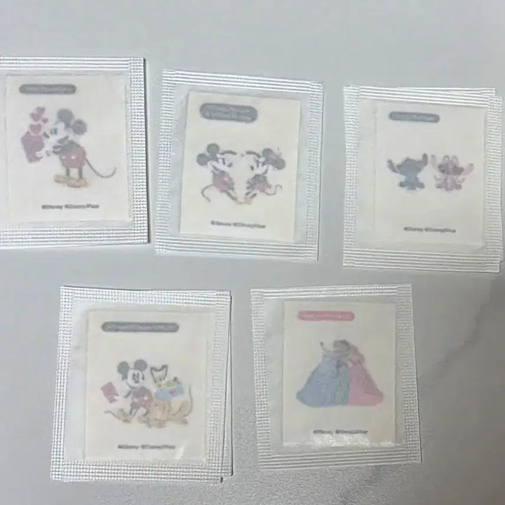 [BUNJANG] Chupa Chups Disney TTB Sticker / 츄파춥스 디즈니 띠부씰 판매