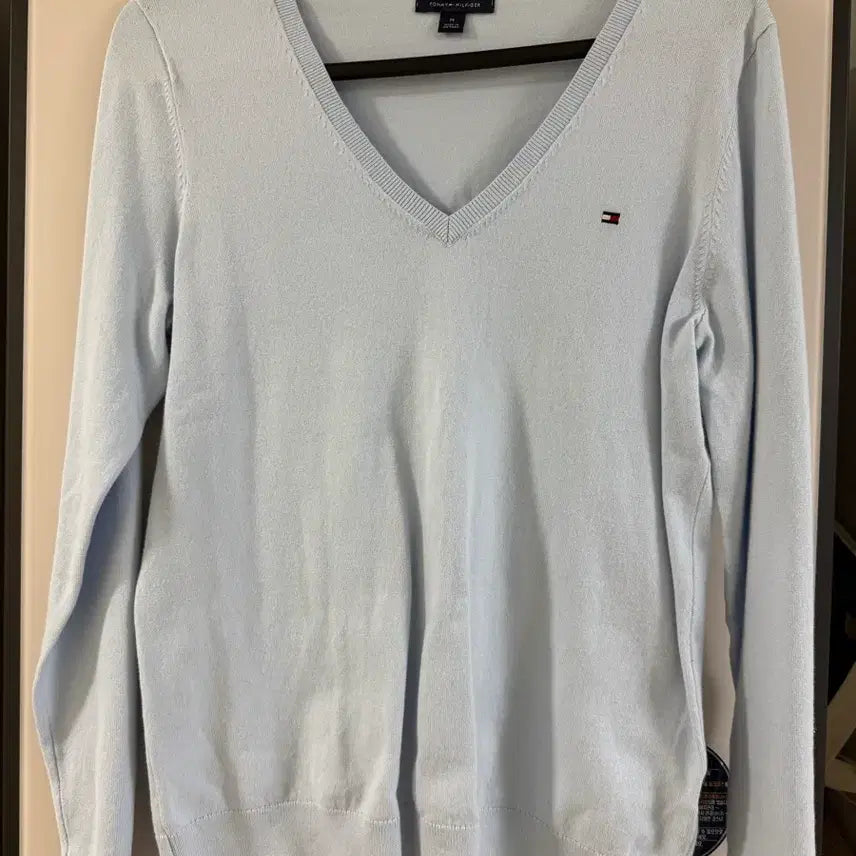 [BUNJANG] Tommy Hilfiger V-Neck Knit Sweater / 타미 브이넥 니트 여성