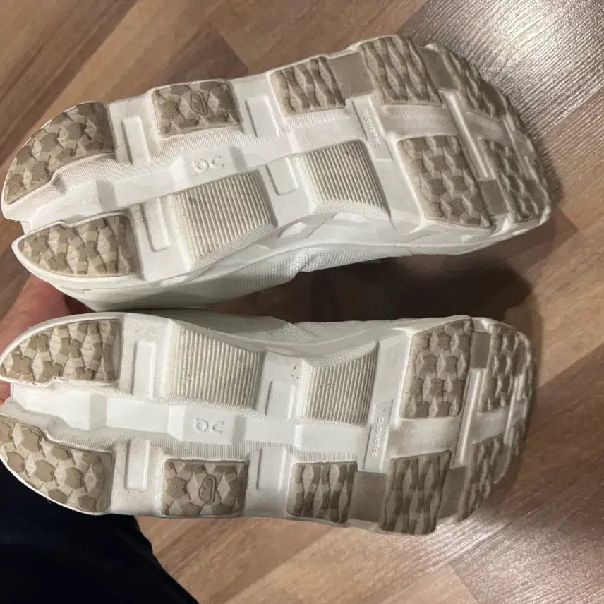 [BUNJANG] Cloudmonster Hyper White 290 / 파프 온러닝 클라우드몬스터 하이퍼 화이트 290