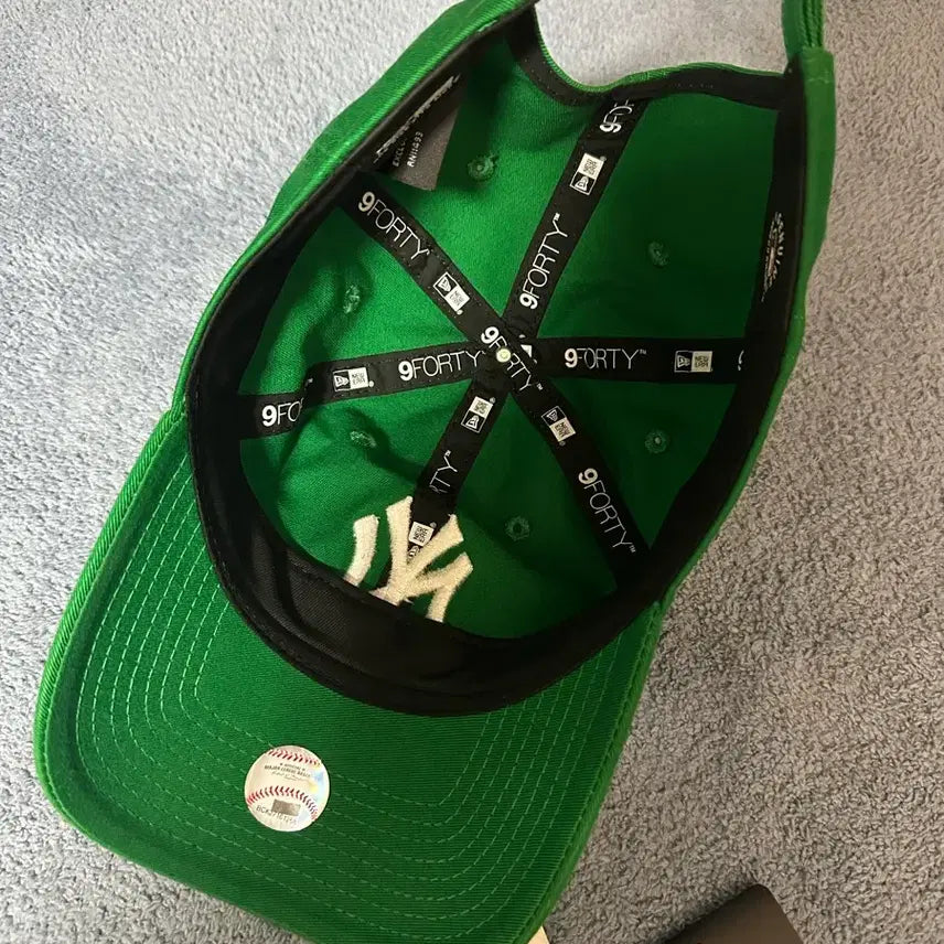 [BUNJANG] BEAKER New York Yankees Cap / 비이커 뉴에라 BEAKER 뉴욕 양키즈 볼캡 모자 그린