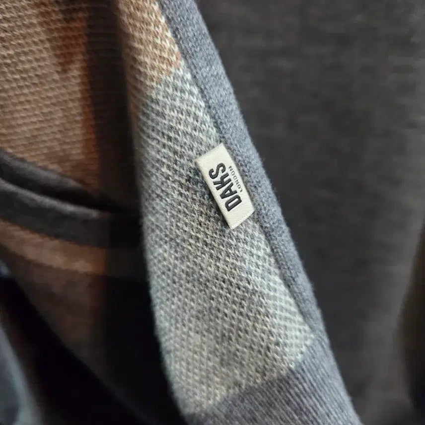 [BUNJANG] Daks Check Pattern Wool 100% Knit Zip-up / 닥스 체크패턴 모100 니트 집업