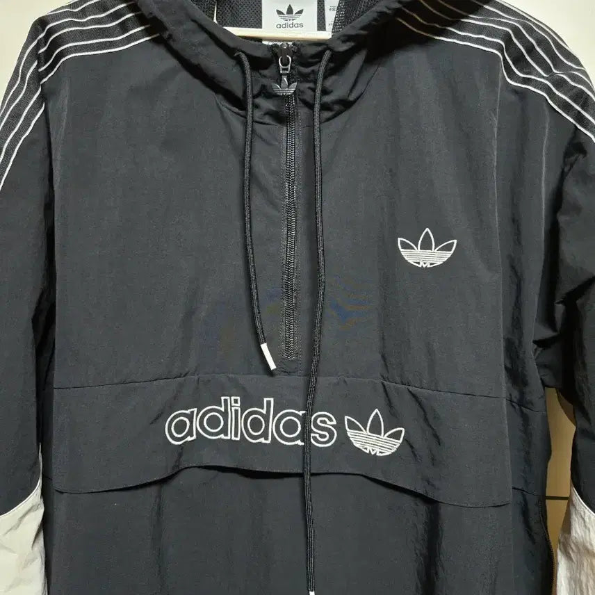 [SOLD OUT] 아디다스 윈드브레이커 반집업 후드 아노락 바람막이(110사이즈)