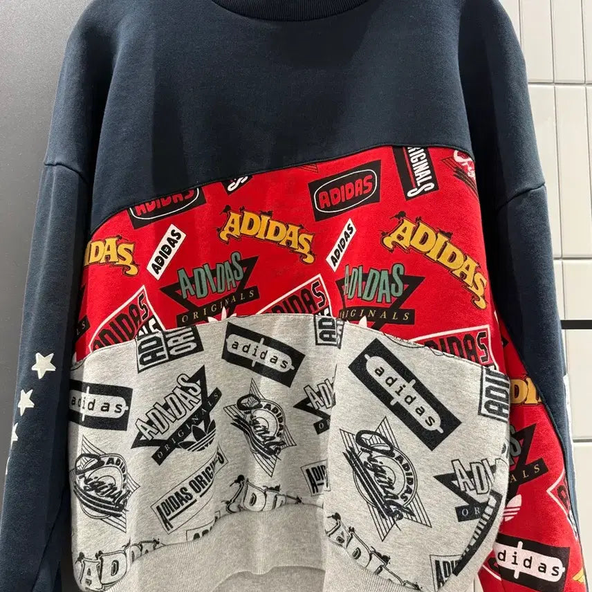 [BUNJANG] Adidas Originals Nigo Bear 25th Anniversary Sweatshirt / 아디다스 오리지널 니고베어 25주년 맨투맨 95