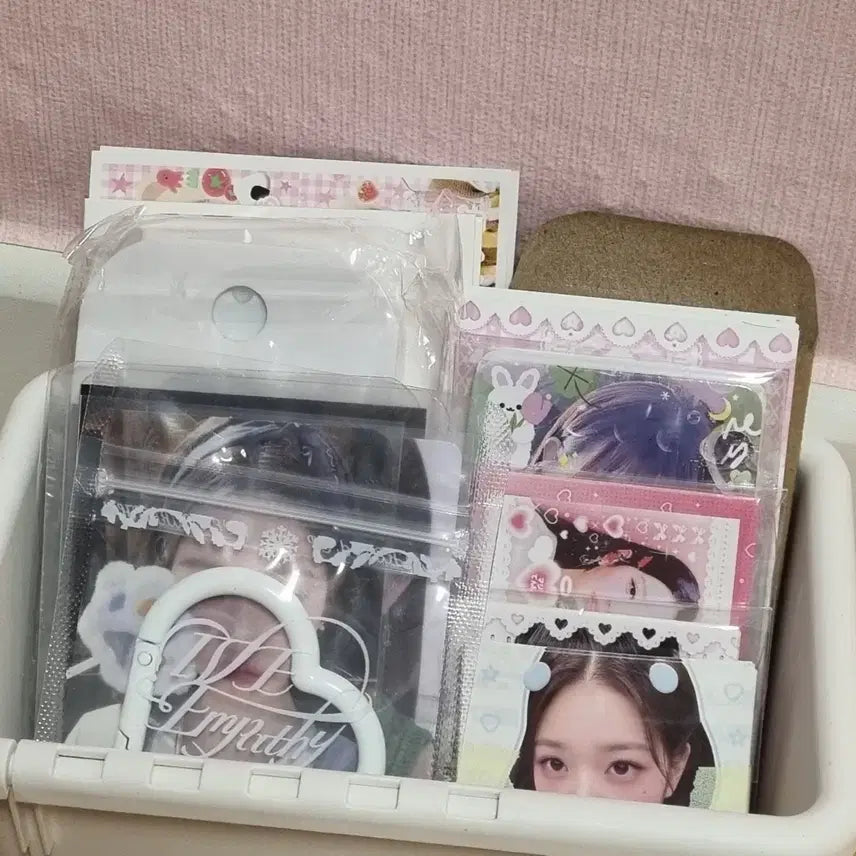 아이브포카아이엠러브다이브일레븐공방얼빡시세킹원영이서가을레이리즈유진판매해요!