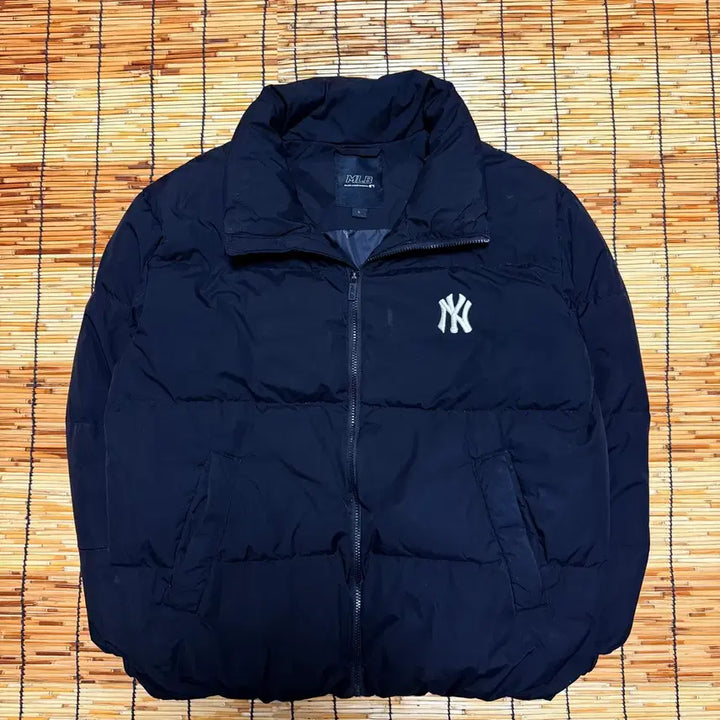 [BUNJANG] MLB New York Yankees Basic Curve Padded Jacket / MLB 블랙 뉴욕 양키스 패딩 L 베이직 커브 패딩