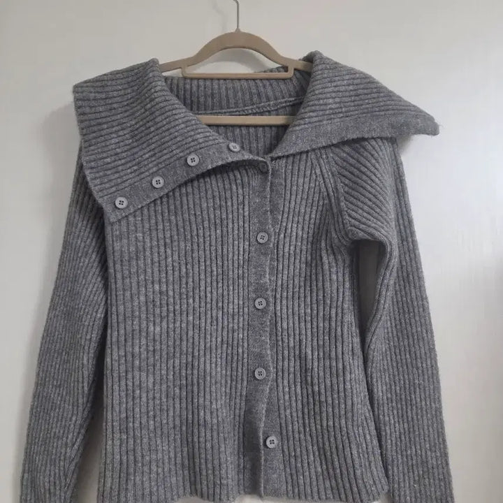 [BUNJANG] Gray Ribbed Knit Cardigan / 회색 골지 니트 가디건 미착용 카라니트