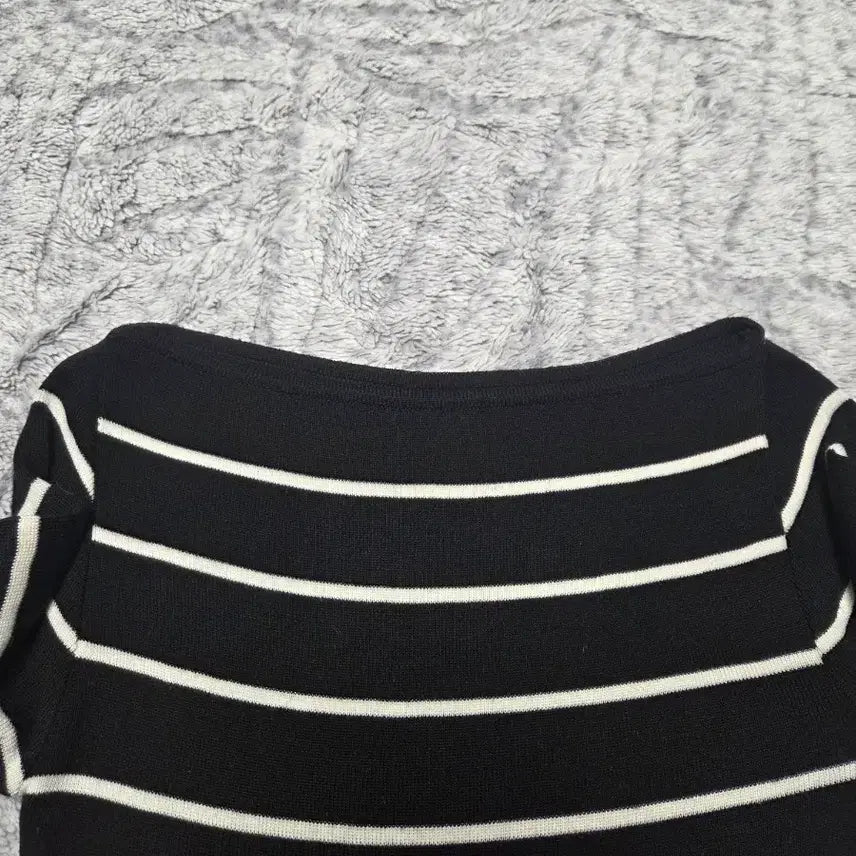 [BUNJANG] Striped Long Sleeve T-shirts Bundle Set / 스트라이프 긴팔 티셔츠 2장 일괄