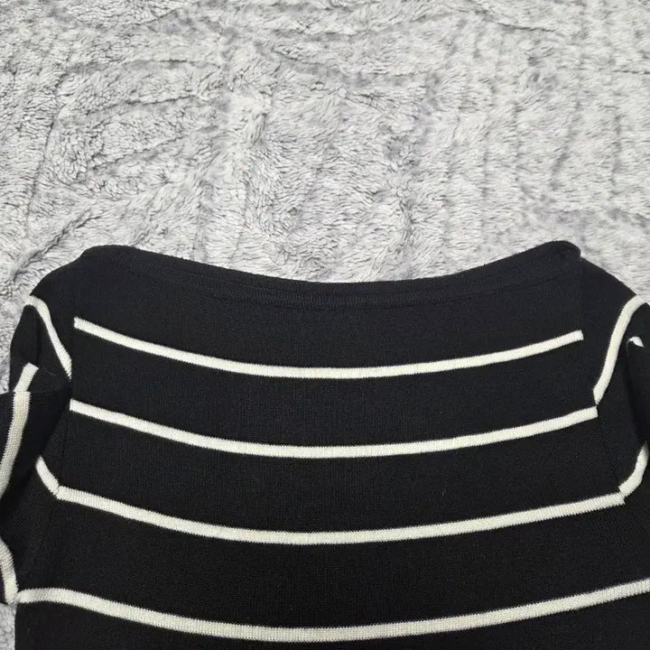 [BUNJANG] Striped Long Sleeve T-shirts Bundle Set / 스트라이프 긴팔 티셔츠 2장 일괄