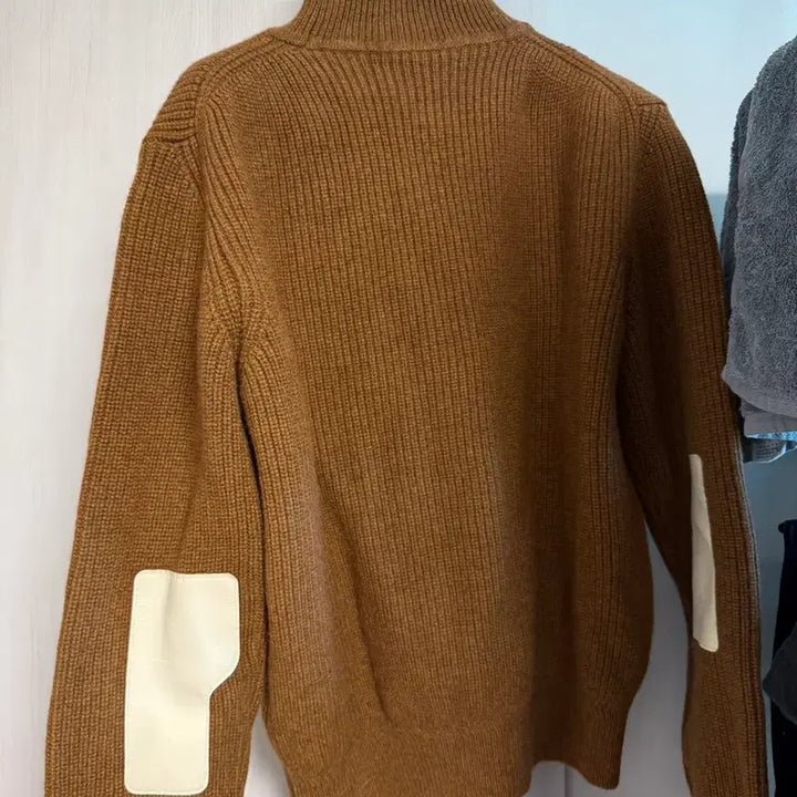 [BUNJANG] Years ago Turtle Neck / 이얼즈어고 터틀넥M 이얼즈어고니트 이얼즈어고목폴라 렉토니트 렉토가디건