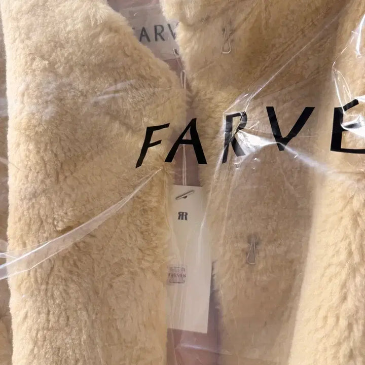 [BUNJANG] Parben Shearling Fur Jacket (New with Tag) / 파르벵시어링퍼자켓(나코탭미시착새상품)