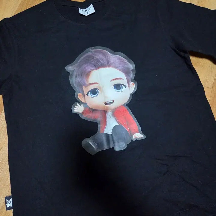 [BUNJANG] BTS RM Character T-shirt (Black) / 방탄 RM 캐릭터 반팔 티셔츠 블랙 1