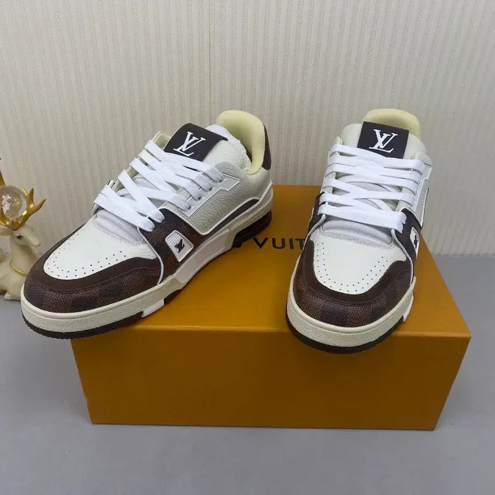 [BUNJANG] Louis Vuitton Signature Pattern Sneakers / 히트 스니커즈